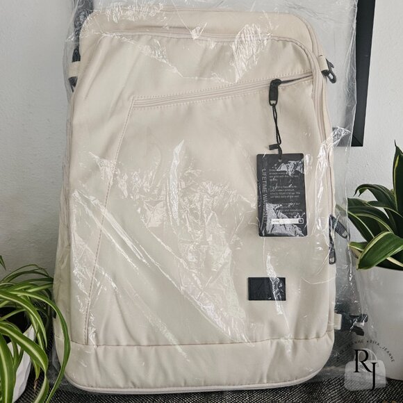 MATEIN Large Travel Backpack – 45L Expandable Carry-On - Picture 3 of 11